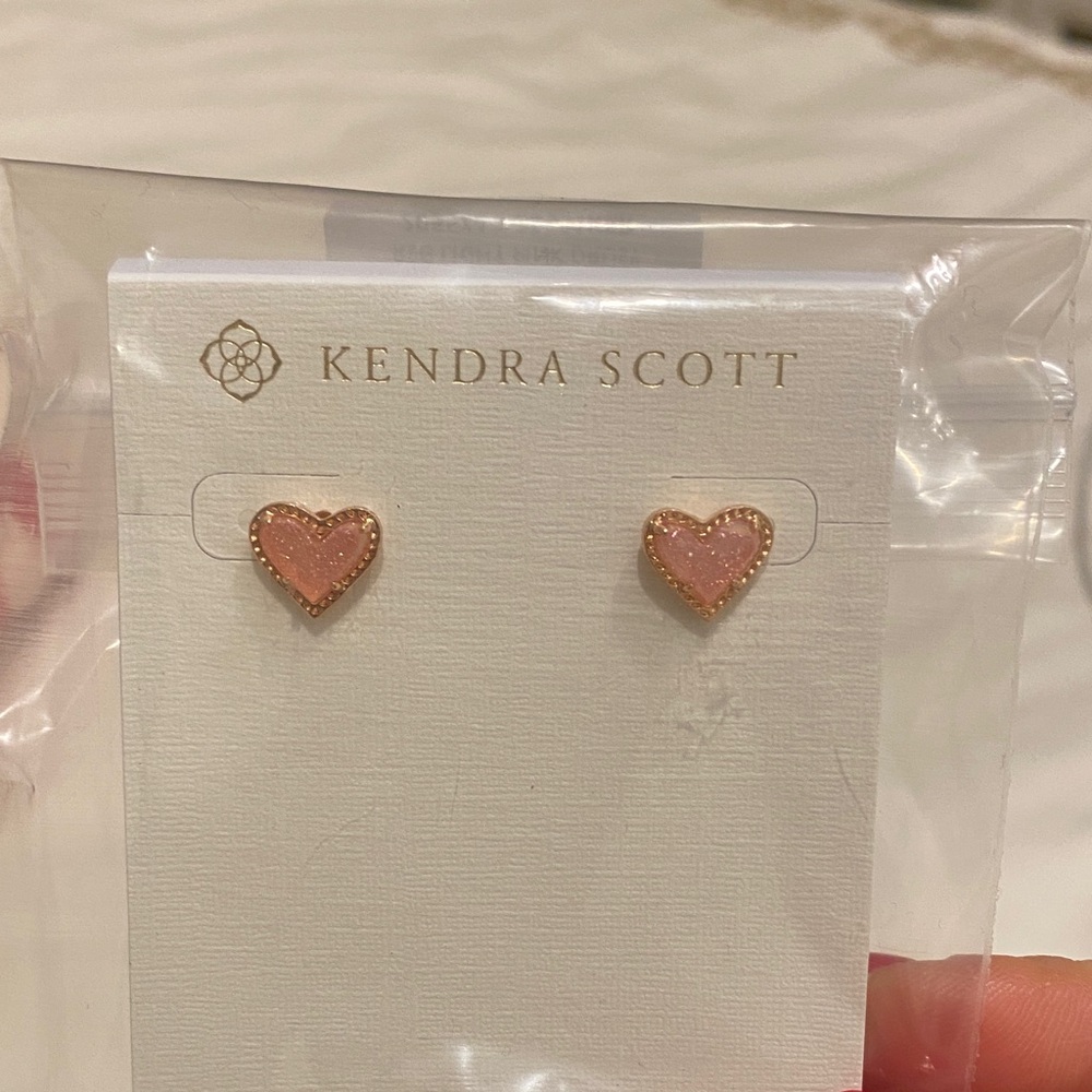 Kendra Scott Rose Gold Heart Stud Earrings with Pink Inlay